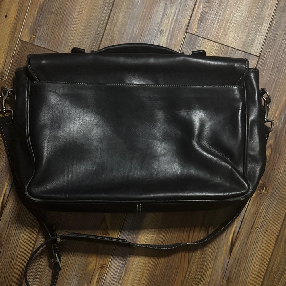 Coach Vintage Attache Messenger Bag F06457 Crossbody Black Leather - Picture 4 of 13